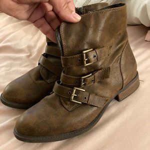 Brown Faux Leather Ankle boots - size 11